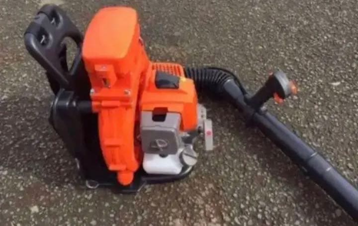エンジンブロワー 新品 超最強63.3cc 2サイクル 落ち葉 ハイパワー大容量