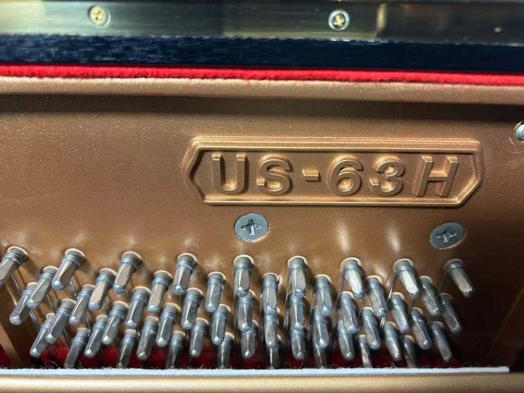 ・KAWAI 大型アプライトピアノ ・US-63H 高さ：約132cm