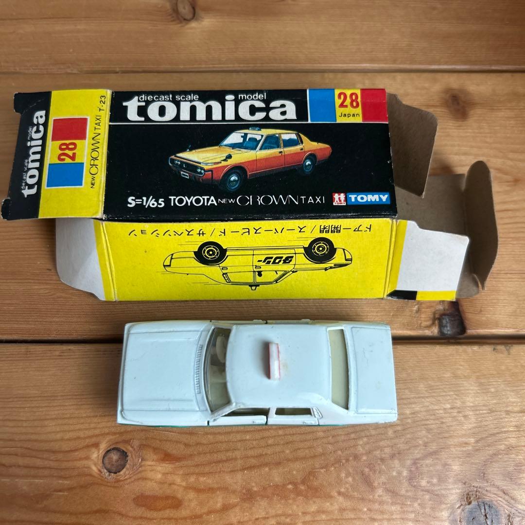 トミカ　クラウンタクシー　小田急特注　日本製