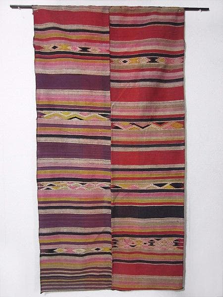 ★ラオスの刺繍布　100年前の古布　11　浮き織り　絣　アンティーク