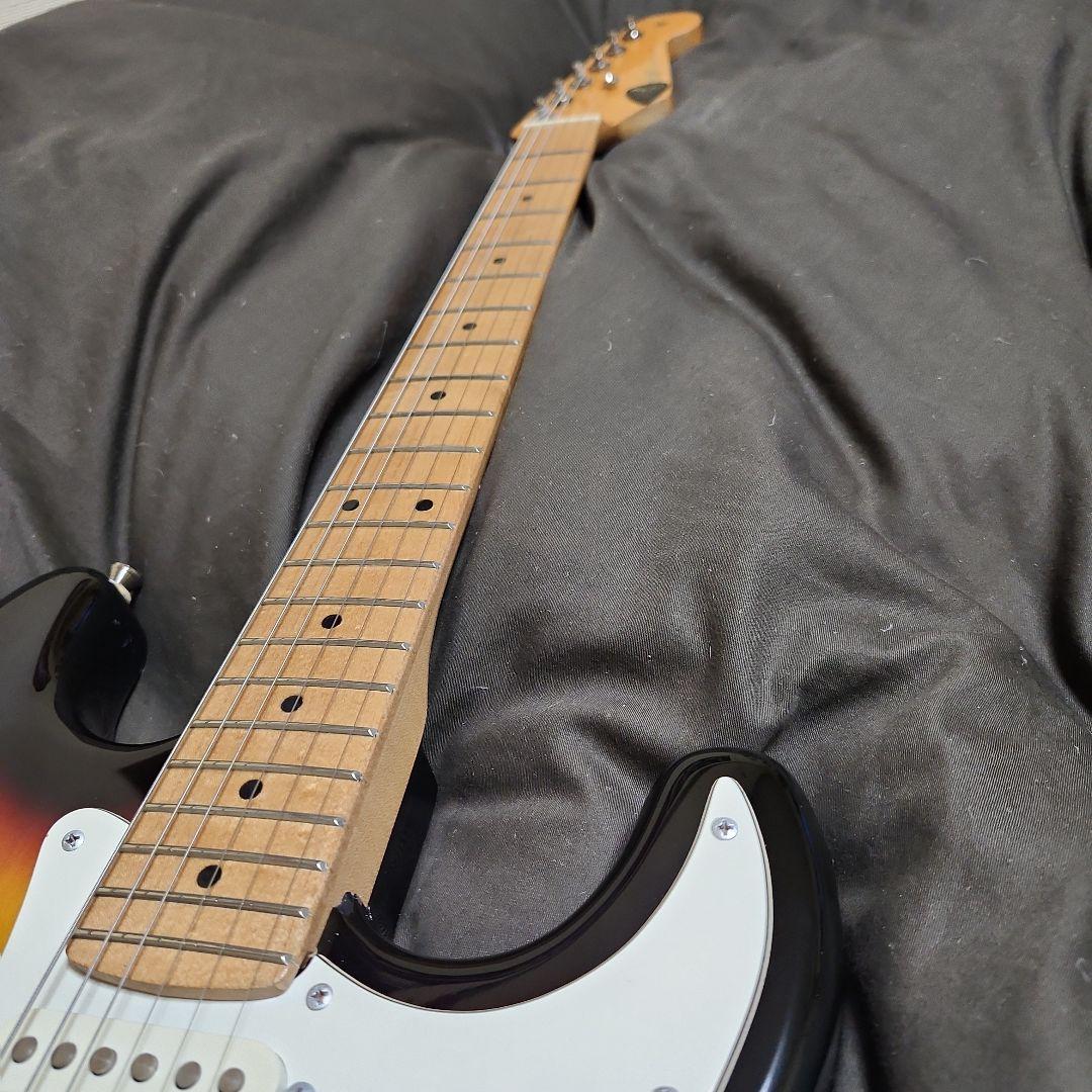 ギター Fender homage strattype 3sunberst