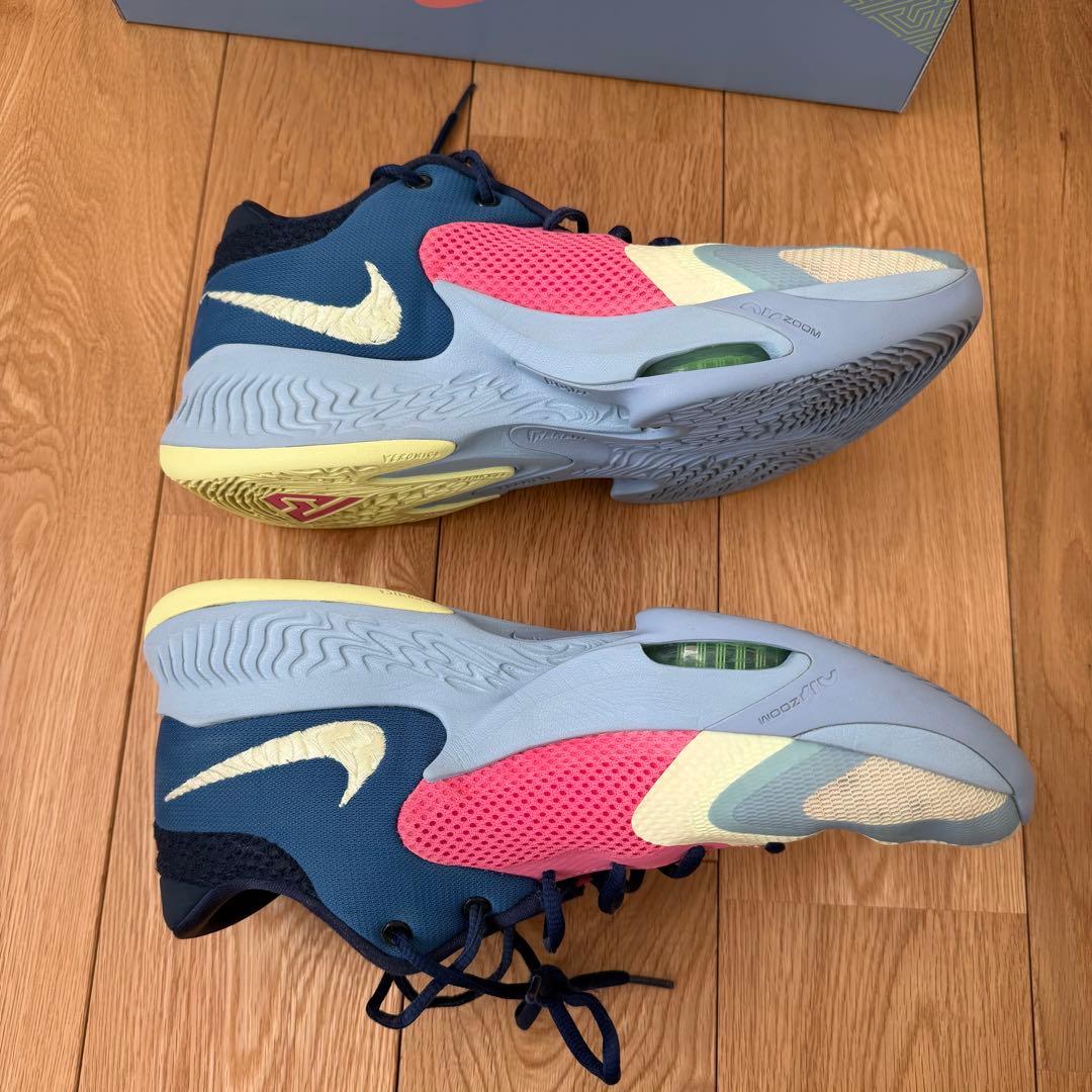 NIKE ZOOM FREAK 4 28.5cm マルチカラー★ナイキ★黒タグ付