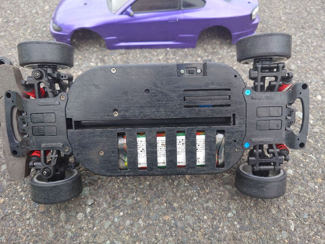 1/10 タミヤ 4WD電動カー ドリフト即走行可