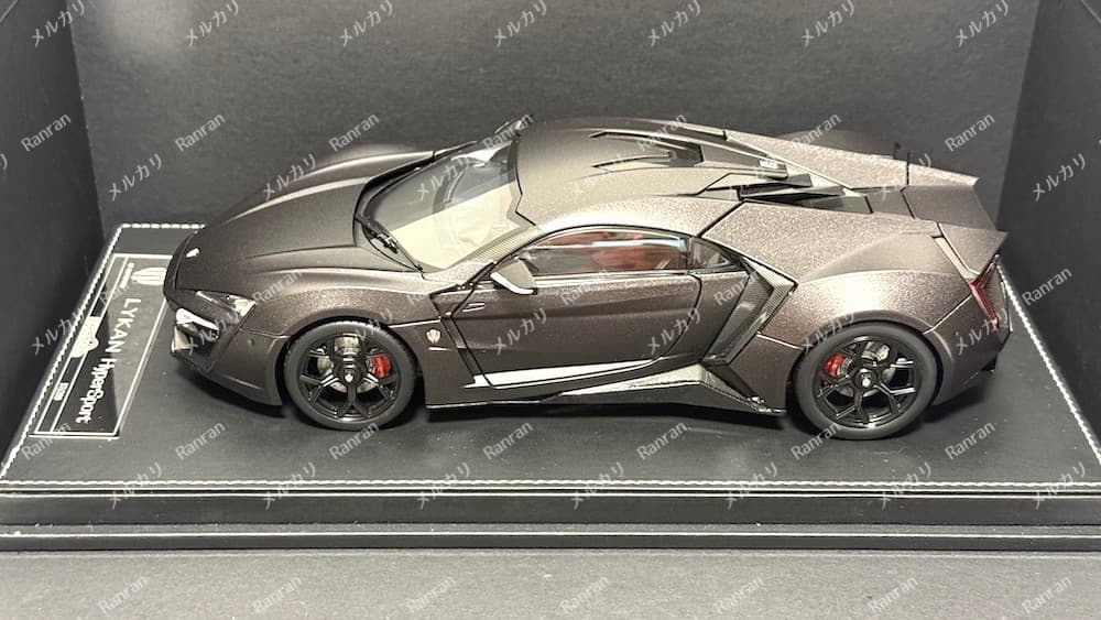 ミニカー 1/18 KENGFai W Motors Lykan Hyper Sport