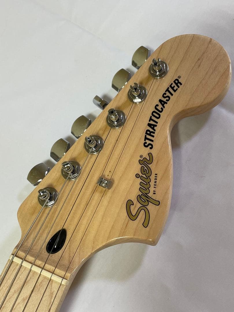 Squier スクワイヤー　ストラトキャスター　エレキギター