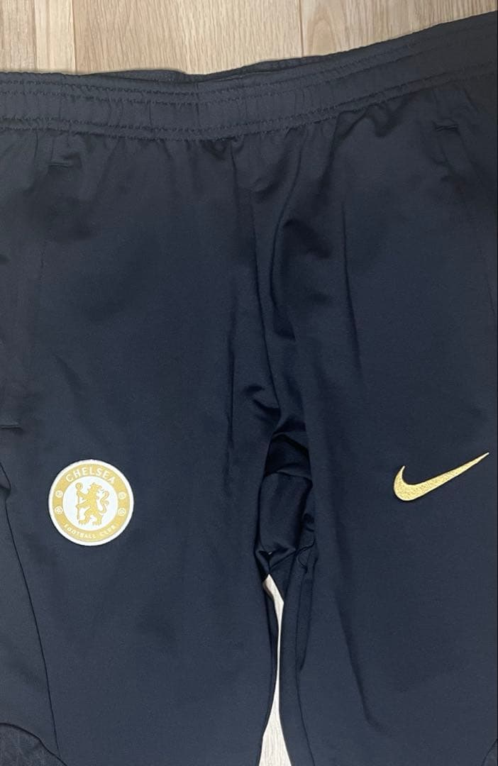 NIKE チェルシー　トラックパンツ　トレーニングパンツ　ジャージ　新品