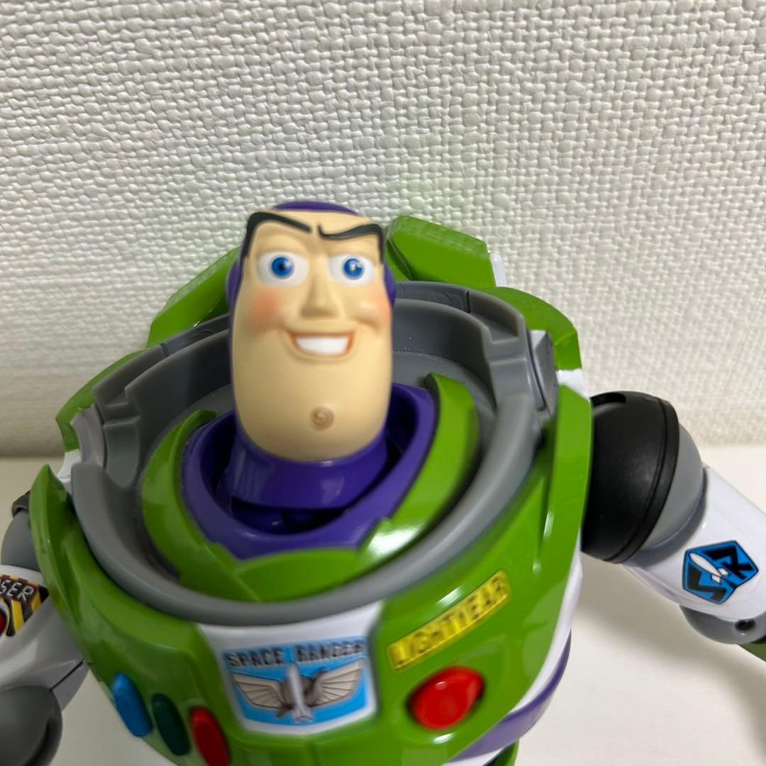 美品！バンダイ 超合金 バズライトイヤー トイストーリー