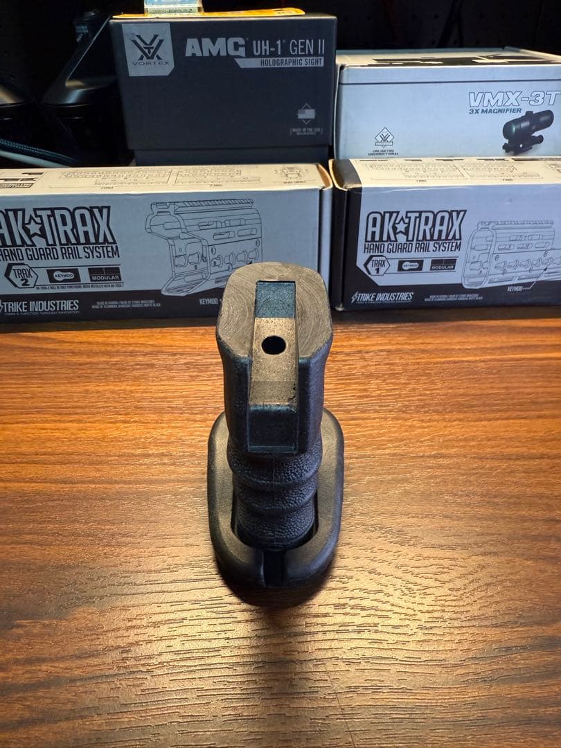 CustomArms AGS-74 Proピストルグリップ