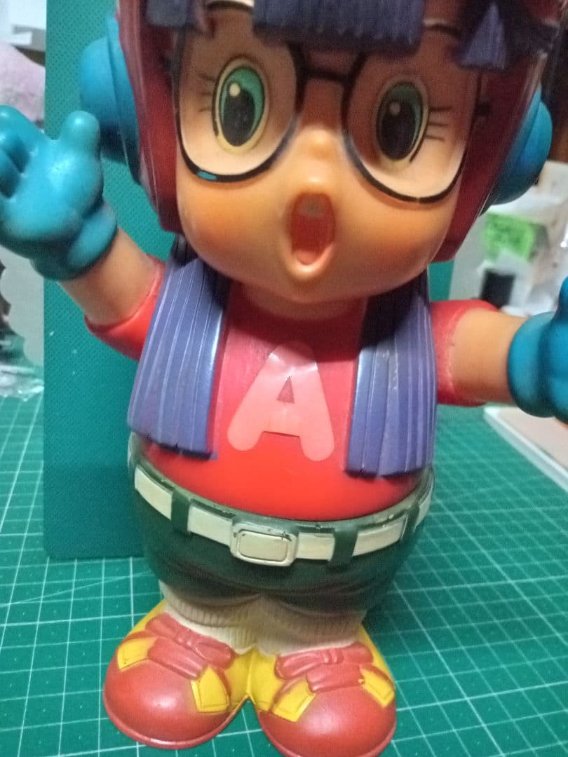 Dr.スランプ アラレちゃん ソフビ 約30cm （ジャンク品）ポピー当時品。