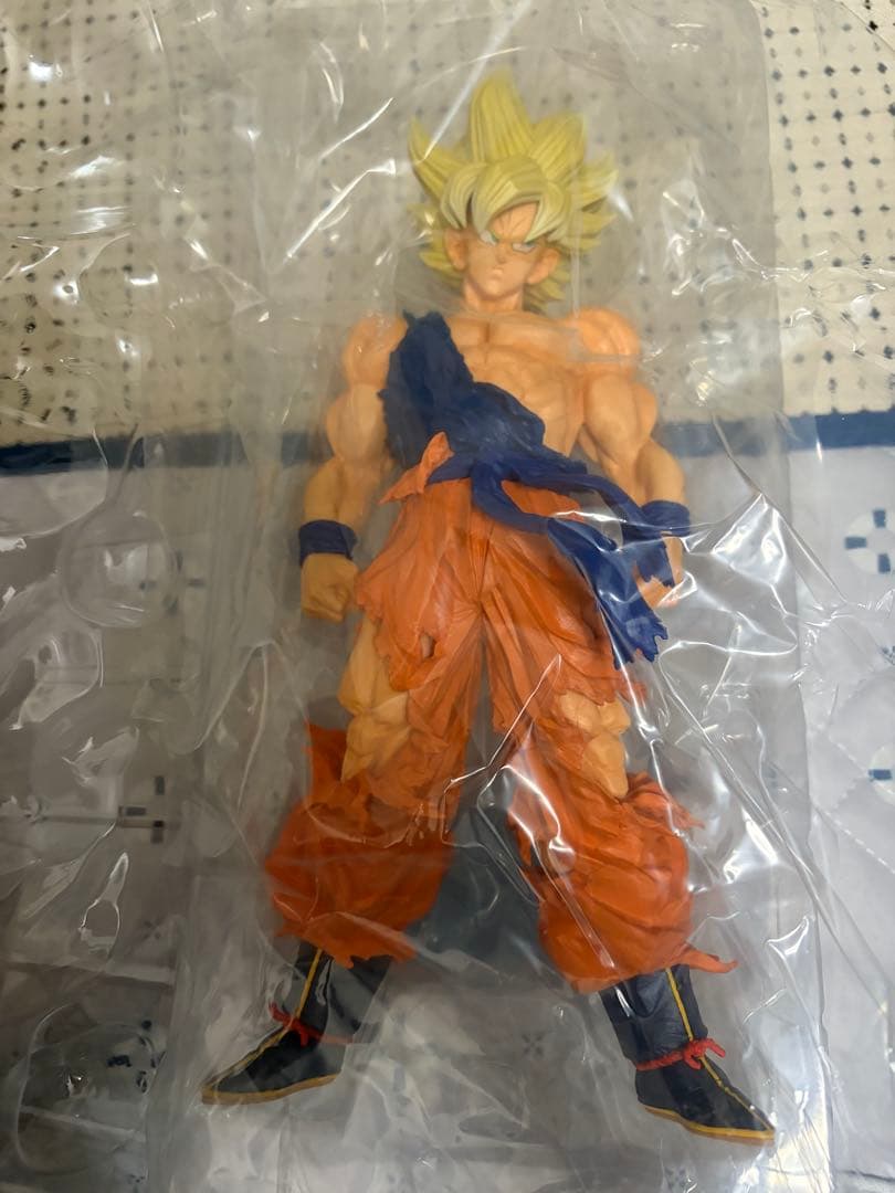 ドラゴンボール　フィギュア　ラストワン神龍　悟空　　ベジータ