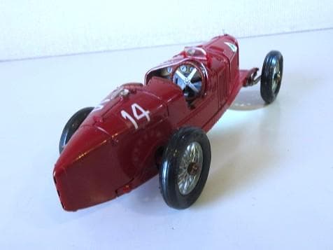 特価 Mebe Toys 1/24 アルファロメオ Grand Prix P2