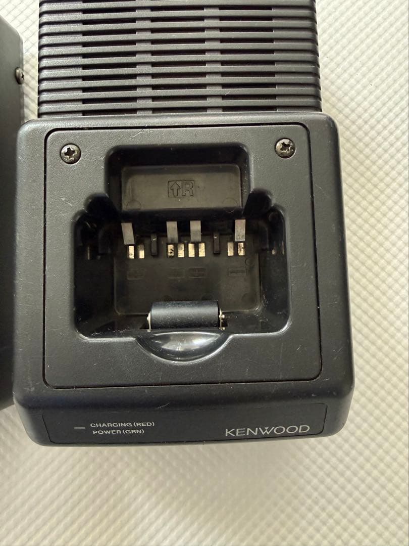 KENWOOD トランシーバー 5台セット　充電器2台　ジャンク　1995年製