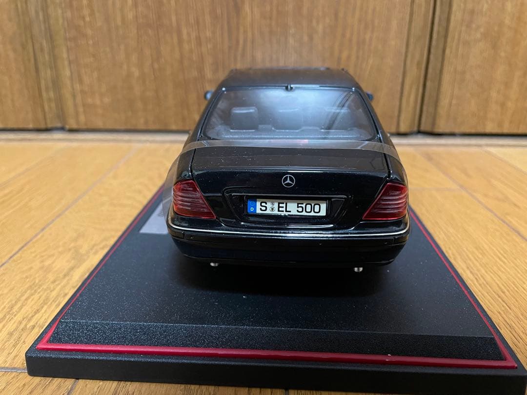 ミニカー　メルセデス・ベンツ　特注　Sクラス　W220 1/18