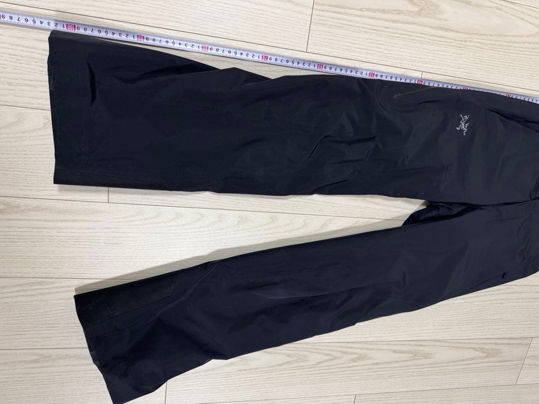 ARC'TERYX ウィメンズ スノーボードパンツ サイズ0 黒