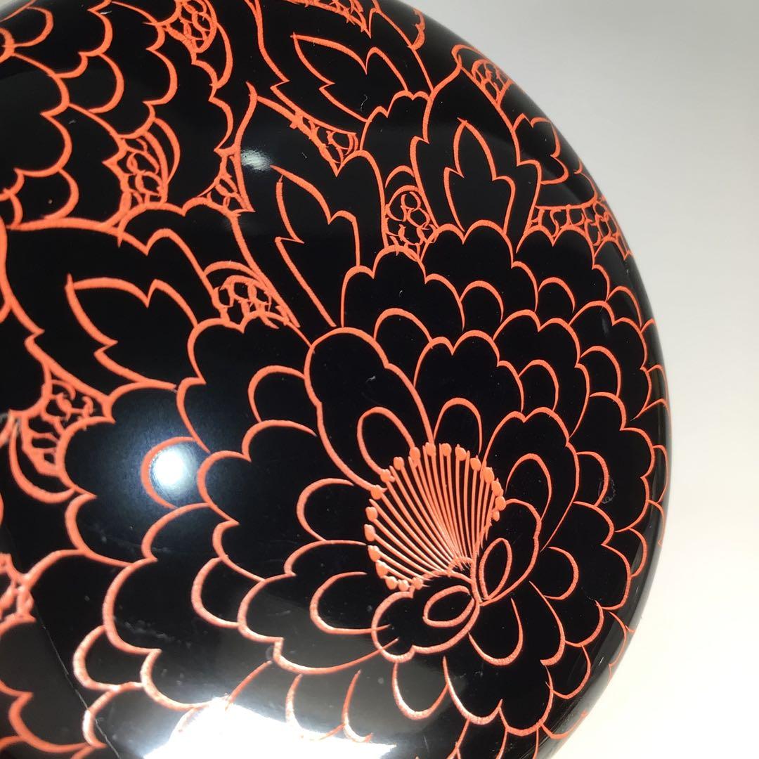 Ｍ７２４　棗　『藤原清助(静雨)作』『沈朱牡丹彫』『中棗』　共箱　茶道具