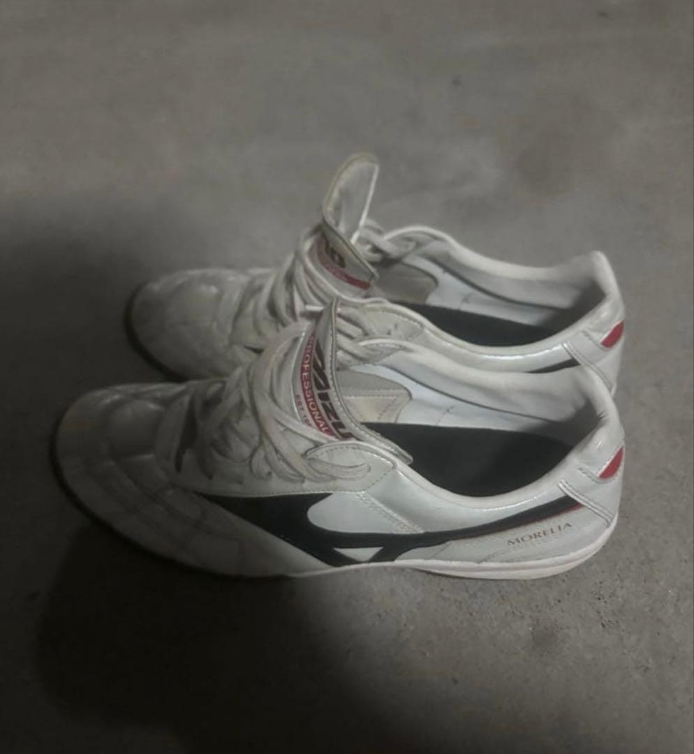ミズノ サッカーシューズ ホワイト/ブラック/レッド