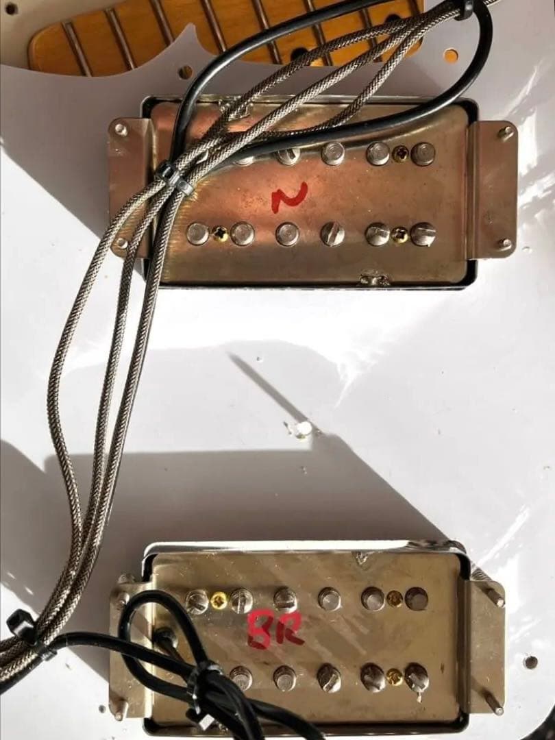 Squier Telecaster Deluxe クニフェ搭載