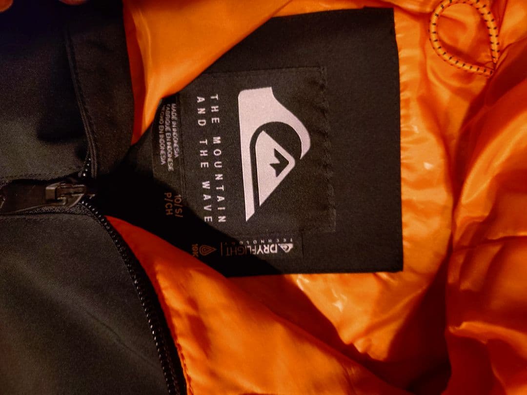 特価 美品 クイックシルバー スノーボード ウェアセット 140 130