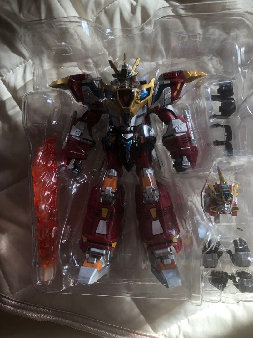 ULTRA-ACT グリッドマン ウルトラアクト　ウルトラマン　フィギュアーツ