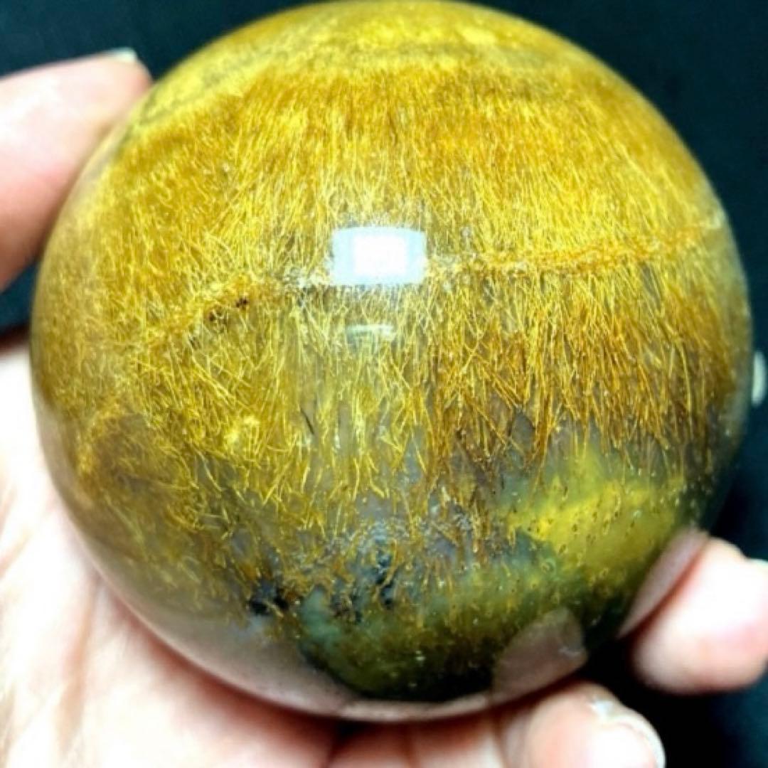 超大玉　64mm ゴールドルチルクォーツ　丸玉　スフィア　金針水晶