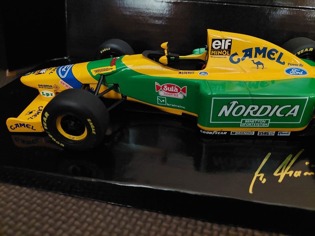 1/18 #5 Benetton B194 M.シューマッハー CAMELロゴ