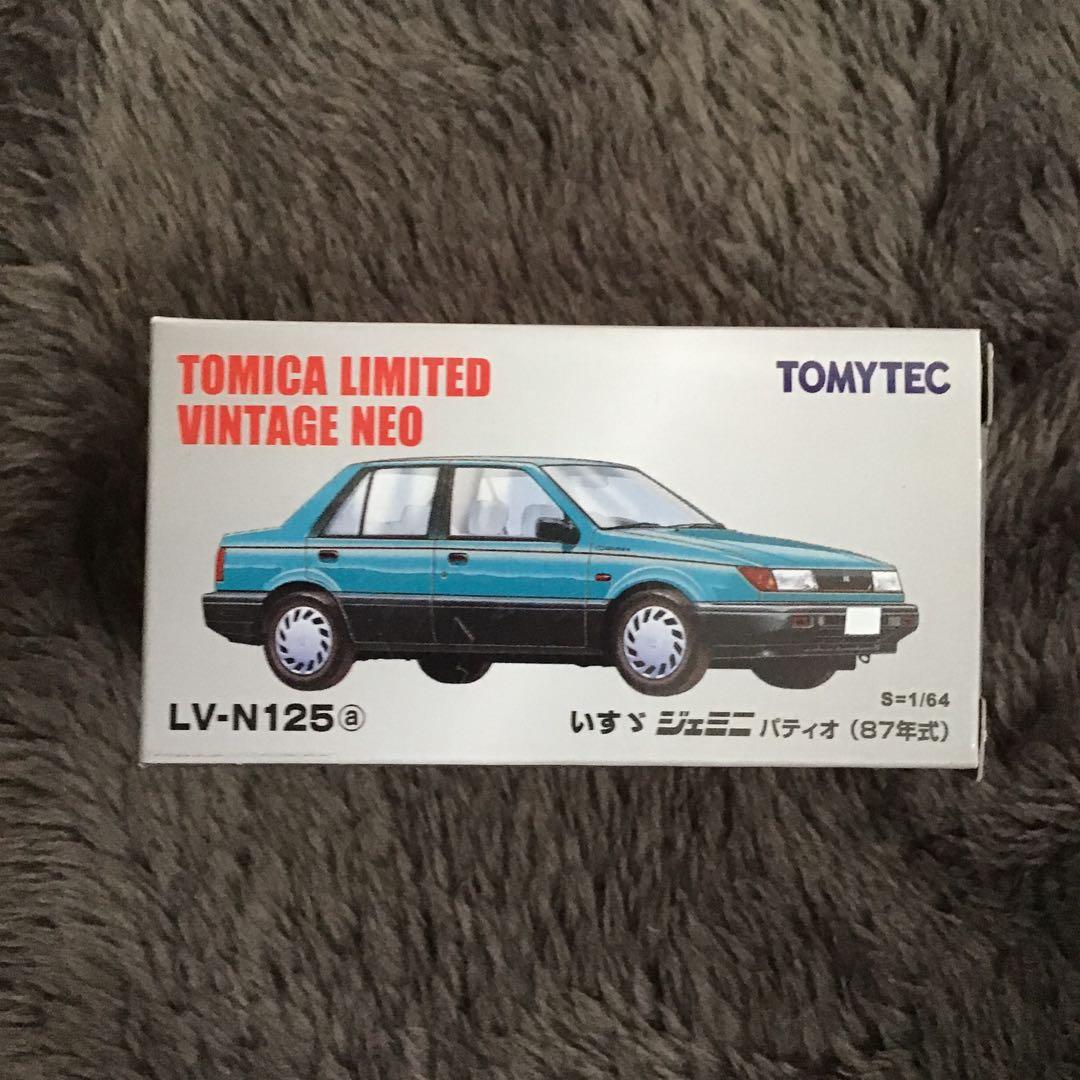 TOMICA LIMITED VINTAGE NEO いすゞ　ジェミニ（訳あり）