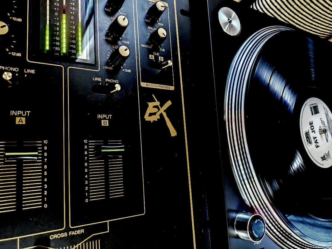 Technics SL-1200MK5 ターンテーブル 2台＋ミキサーSH-EX