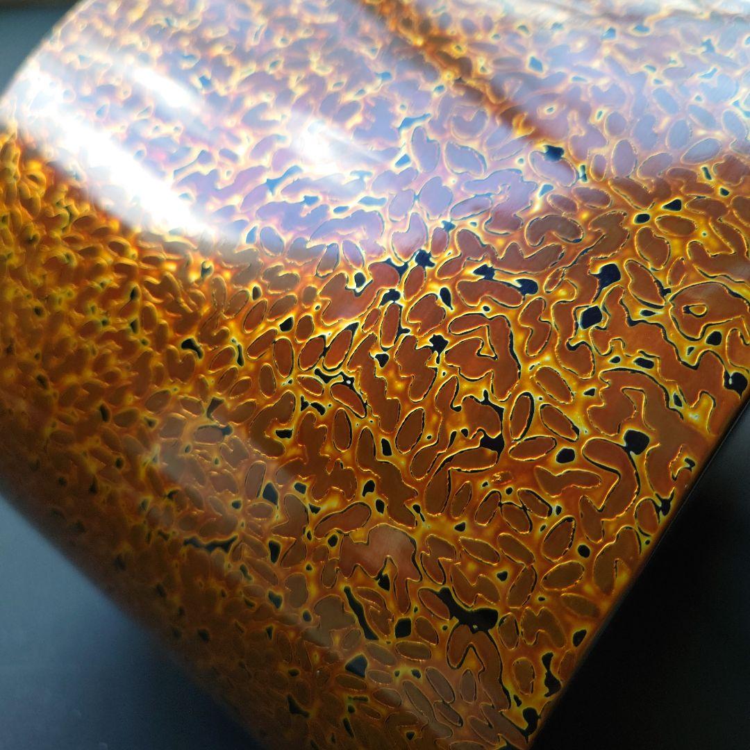 美術工芸　漆工芸　宝箱　木製　くり抜き　展示会で購入　大ぶり厚み　底に浅い筋傷