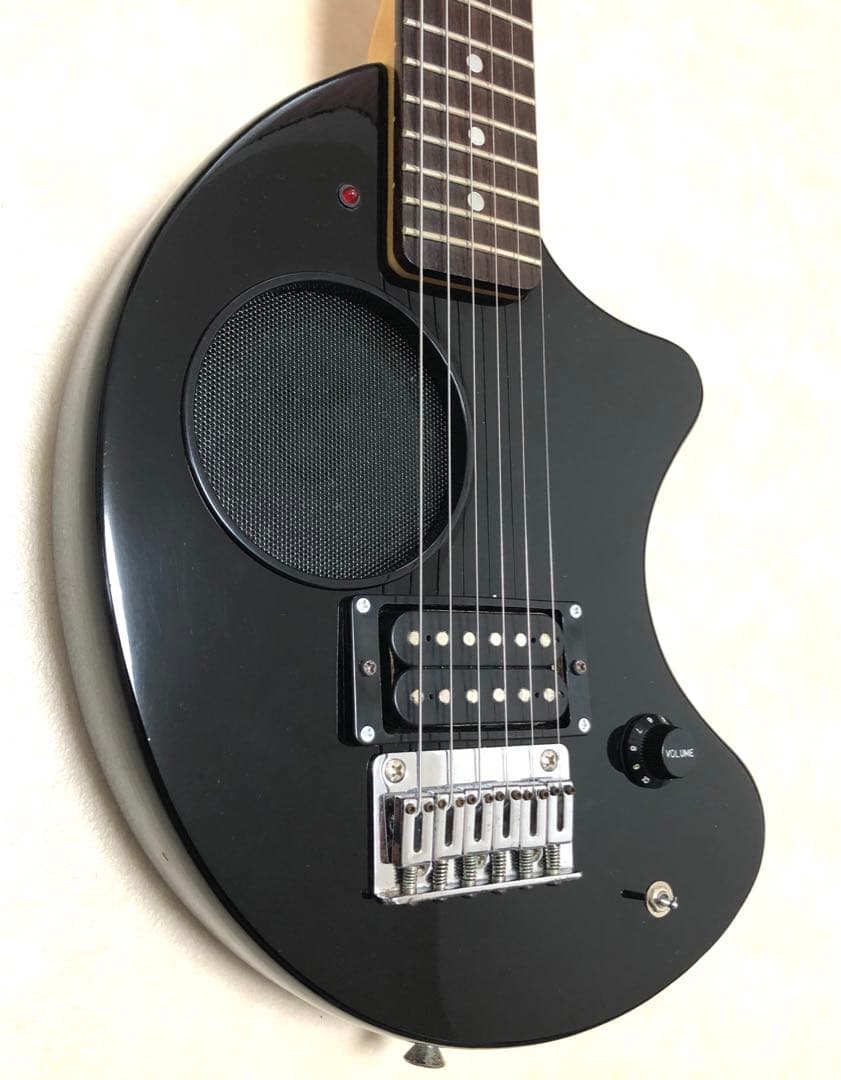 【美品】ZO-3 ブラック アンプ内蔵ミニギター ヘッドフォン端子付