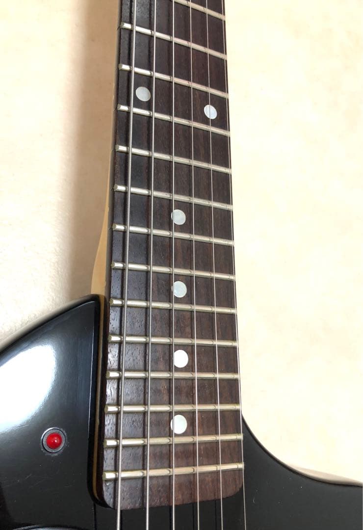【美品】ZO-3 ブラック アンプ内蔵ミニギター ヘッドフォン端子付