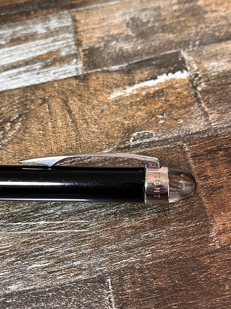 montblanc モンブランボールペンとカフスボタンセット　ダイヤ100
