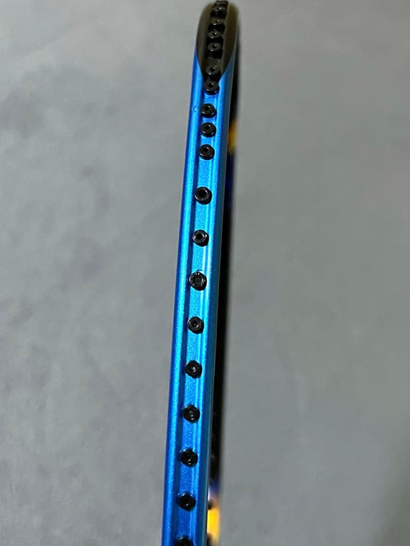 YONEX アストロクス77バドミントンラケットASTROX77青