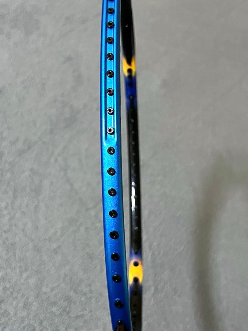 YONEX アストロクス77バドミントンラケットASTROX77青