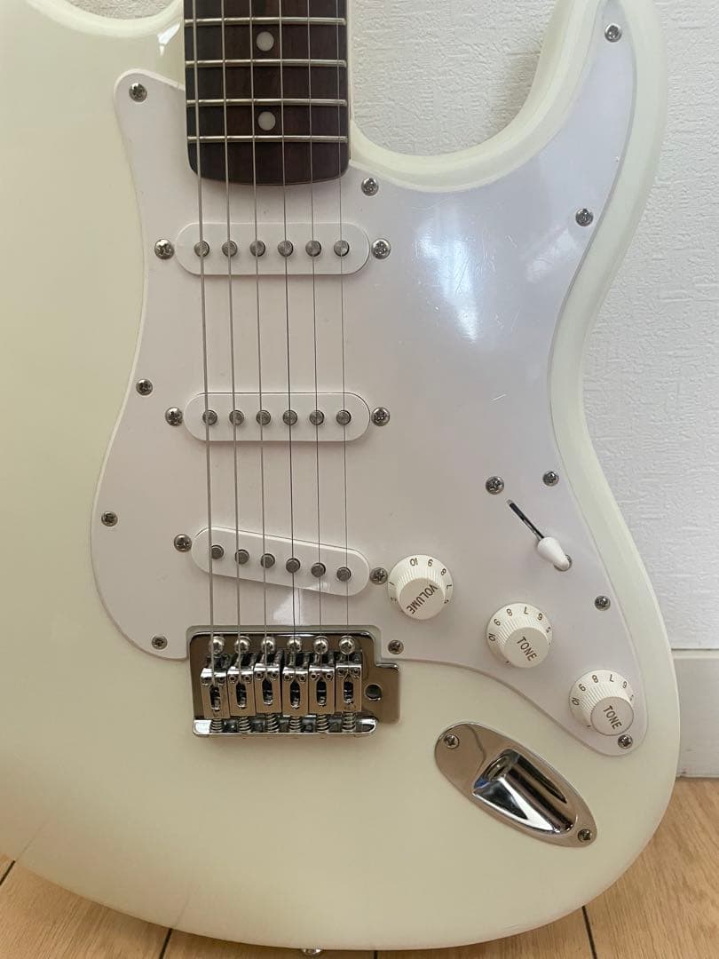 エレキギター　Fender SQ BULLET w