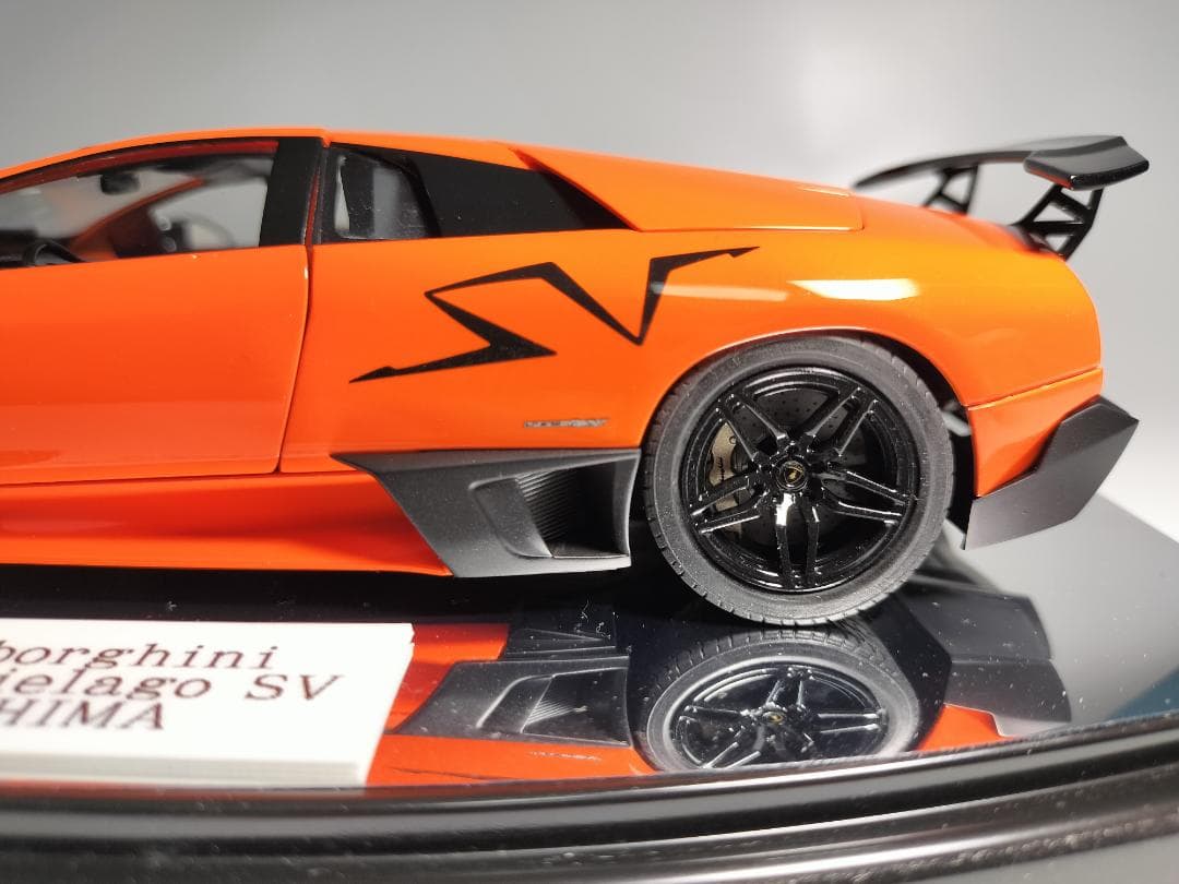 1/24 ランボルギーニ ムルシエラゴ SV 完成品