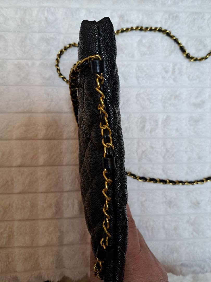 CHANEL 黒 キャビンスキン キルティング バッグ