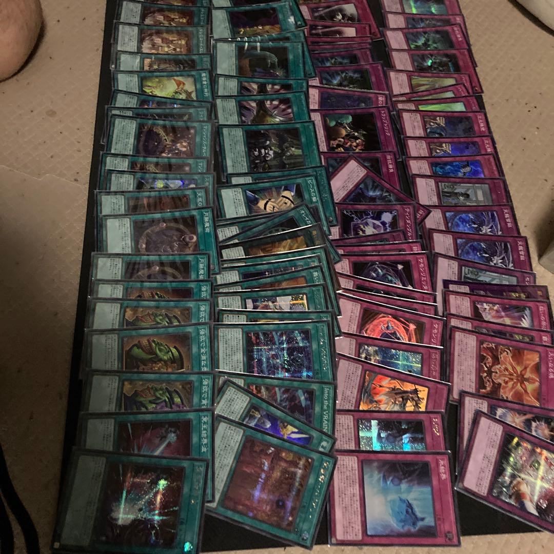 遊戯王　引退セット　コレクター用　スリーブ　プレイマット　デッキケース付き