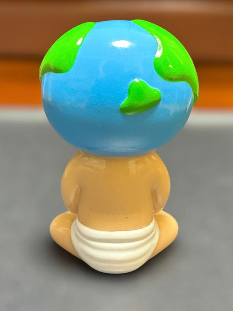 LeeeeeeToy 地球大仏　リートイ　大地の子