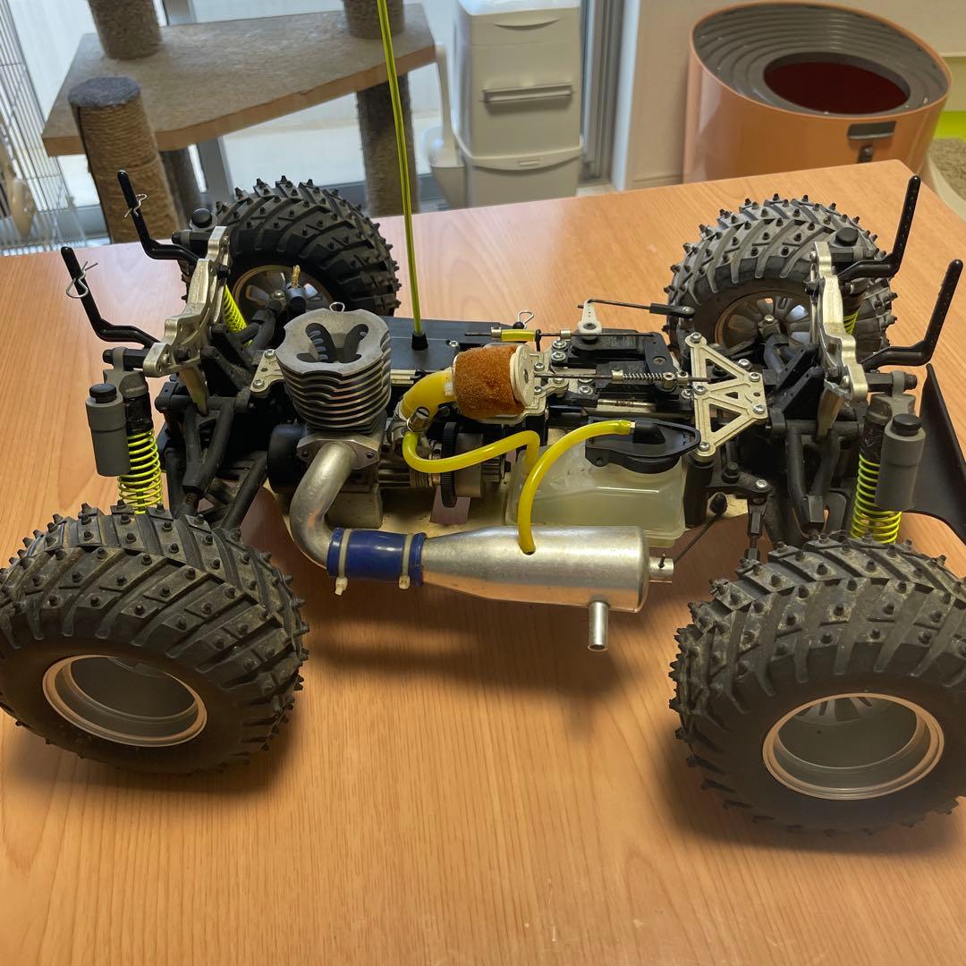 Monster Truck オフロードラジコン　（予備部品あり）