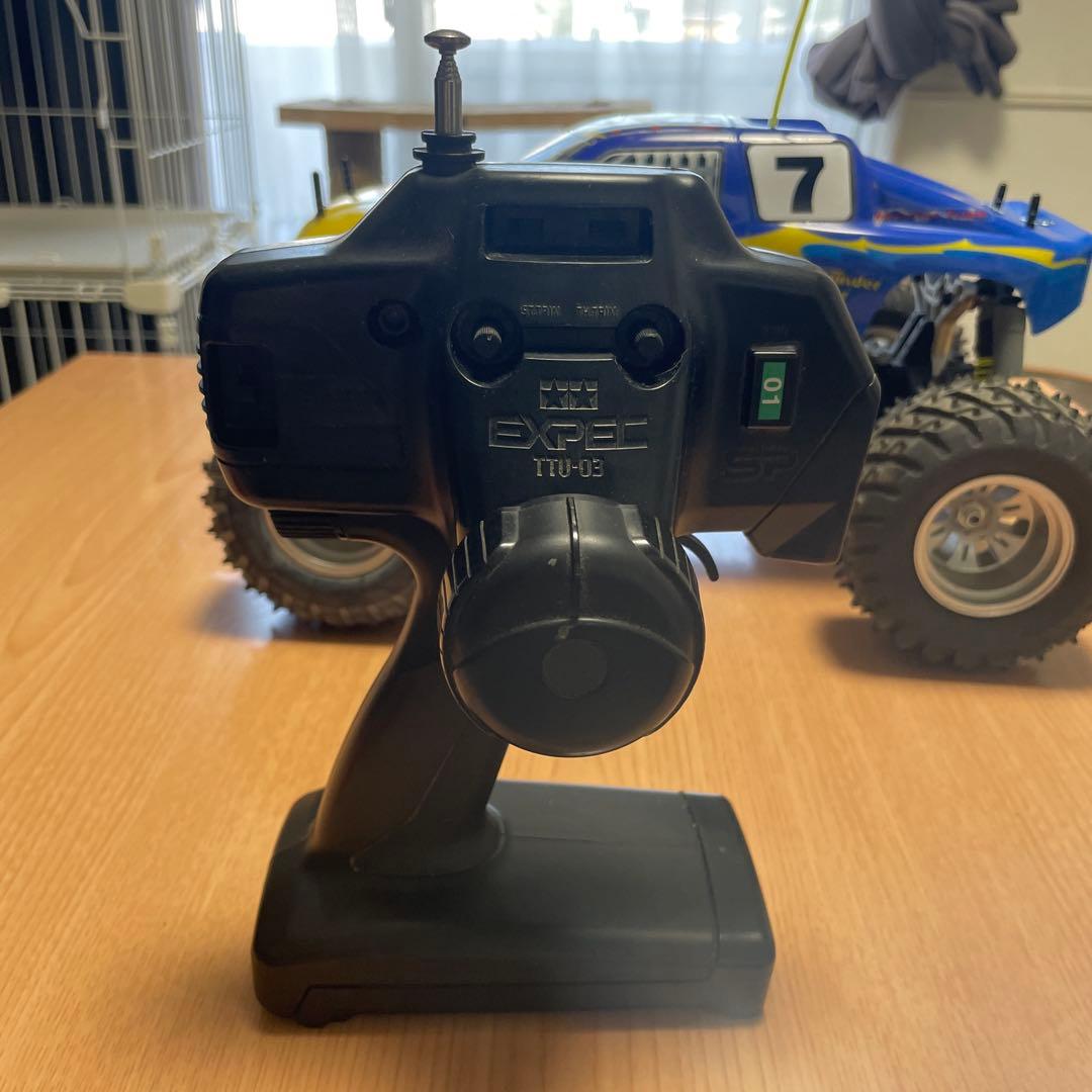 Monster Truck オフロードラジコン　（予備部品あり）