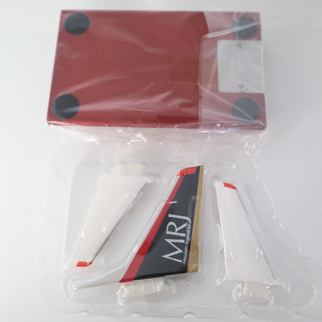 三菱航空機　MRJ90　1:100 スケール　JA21MJ