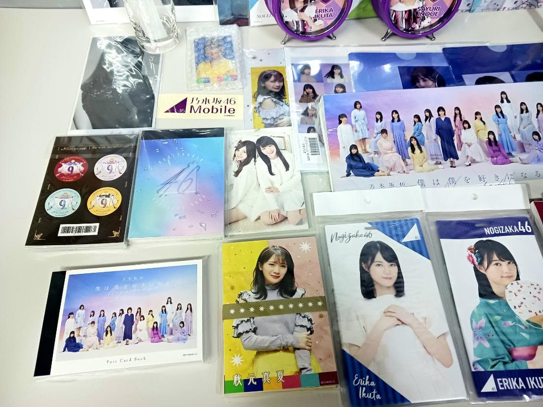 未使用品！乃木坂46 公式グッズ 大量 まとめ売り 目覚まし時計 ストラップ他