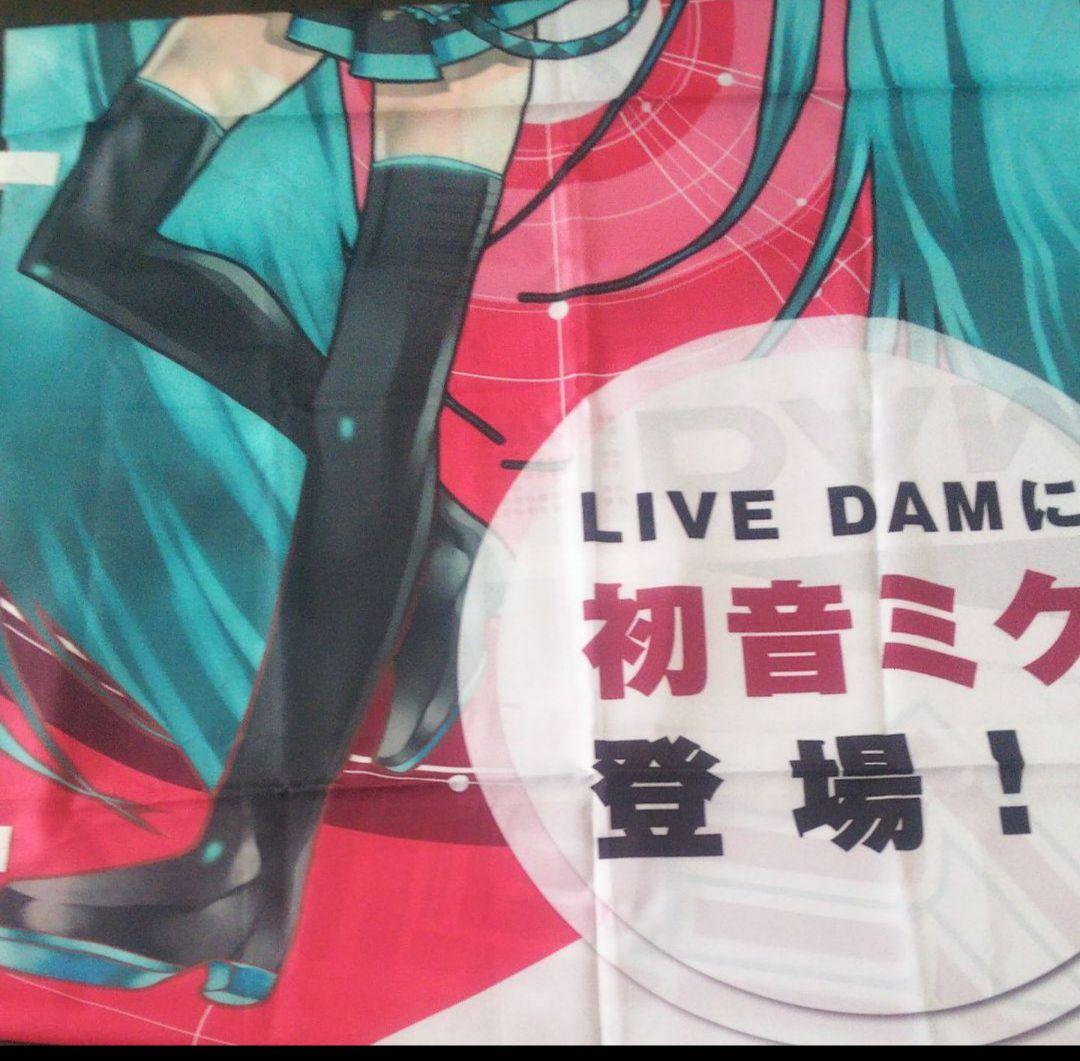 初音ミク 3Dポスター(水着、額縁入り)２枚セット+旗(壁掛けタペストリー)１枚