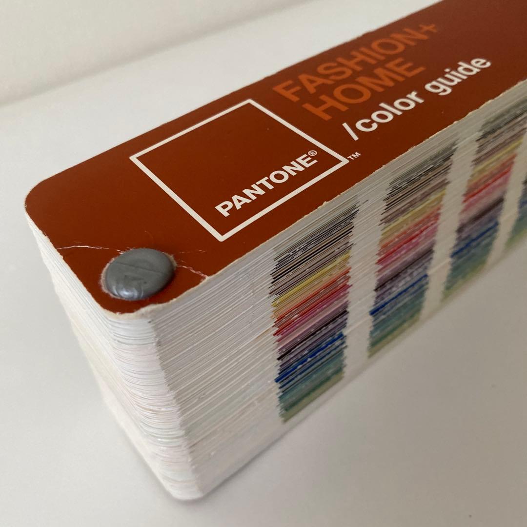 PANTONE FASHION＋ / color guide