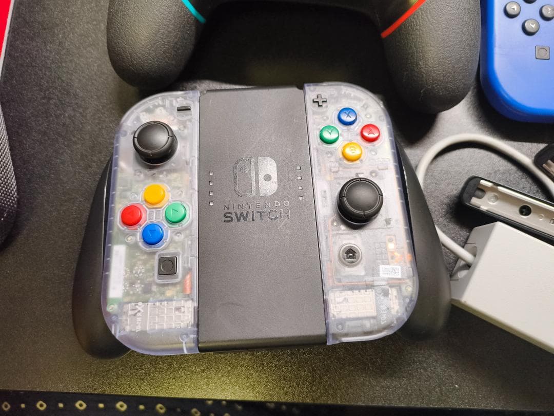 任天堂 Nintendo Switch セット + ケース + ソフト2点