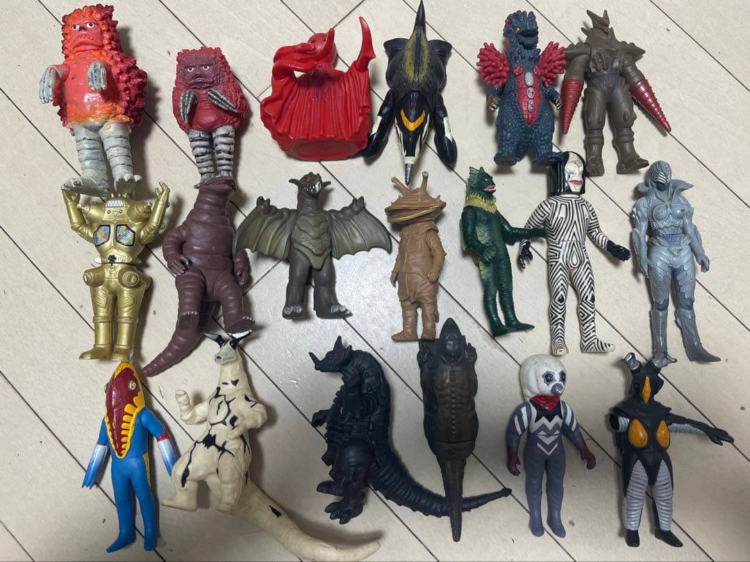 ウルトラマンソフビ73体＋大5体