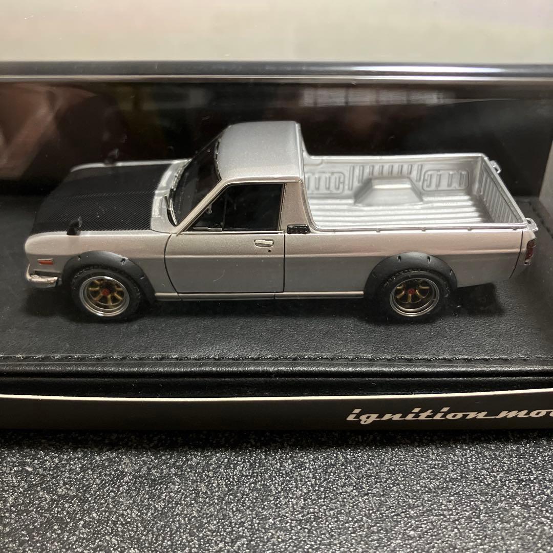 ミニカー IG1510 1/43 Nissan Hakotora Long Silver