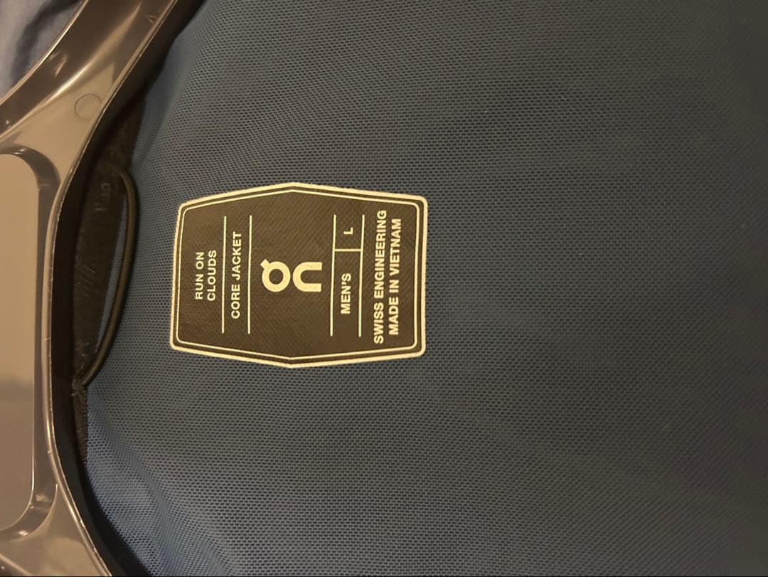 On Core Jacket サイズＬ