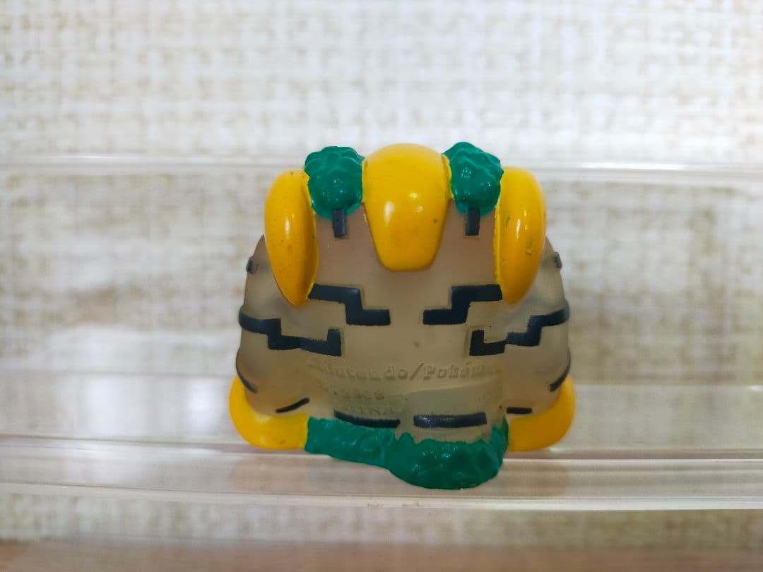 ポケモンキッズ　指人形　レジギガス　クリア