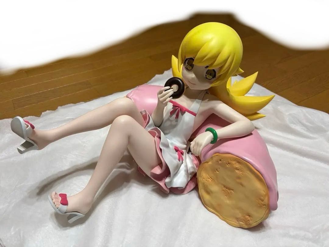 【入手困難】化物語 忍野忍　約50cm 受注生産限定アクリルケース付き